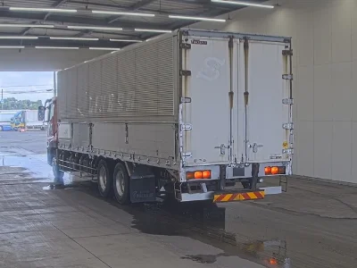 MITSUBISHI FUSO SUPER GREAT