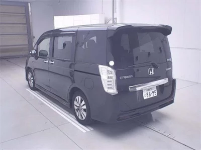 HONDA STEP WAGON