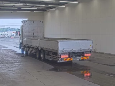 MITSUBISHI FUSO SUPER GREAT