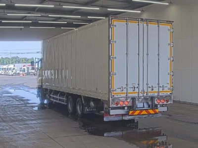 ISUZU GIGA