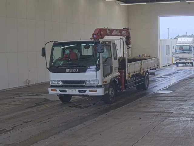 Isuzu Forward  с аукциона в Японии