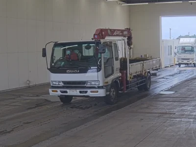 Isuzu Forward