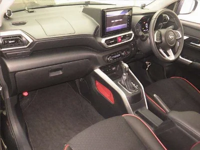 DAIHATSU ROCKY