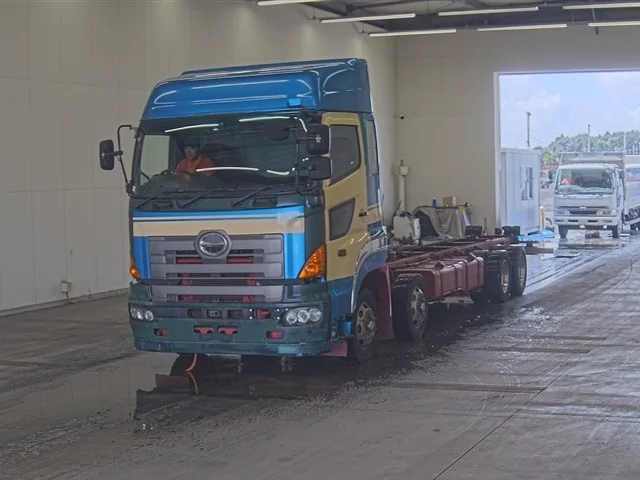 Hino Profia  с аукциона в Японии