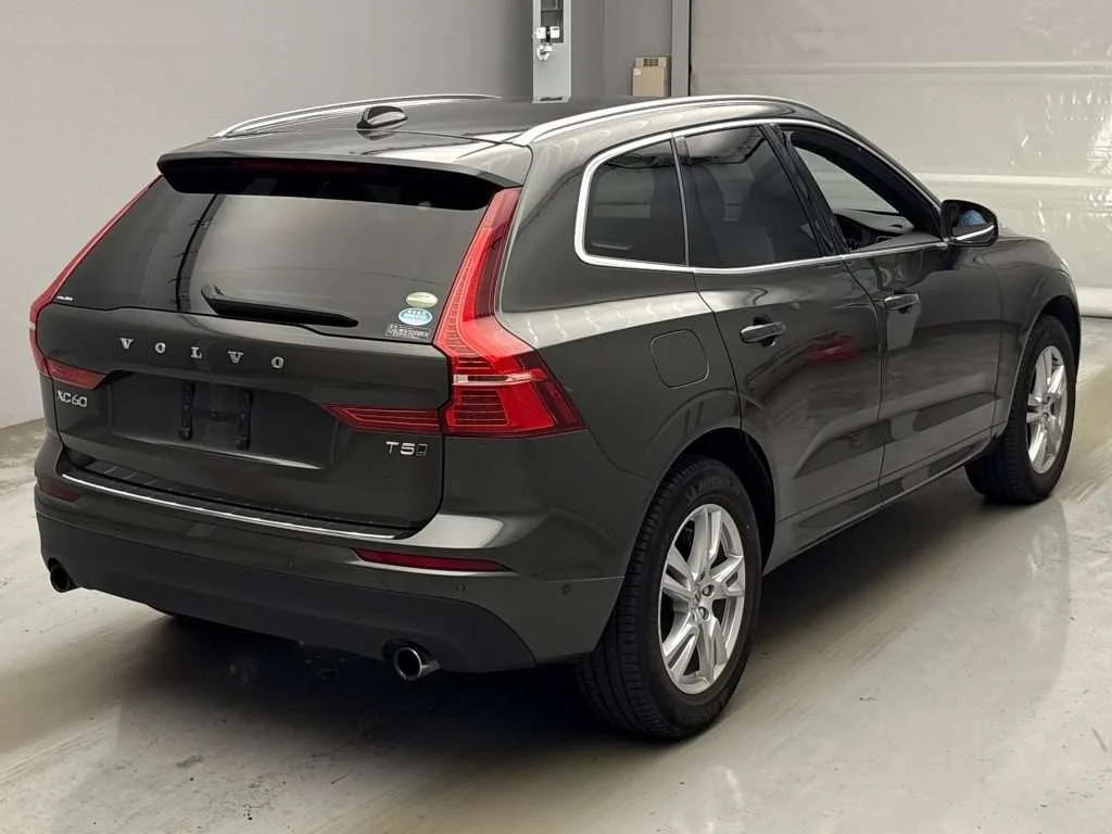 Volvo XC60  с аукциона в Японии