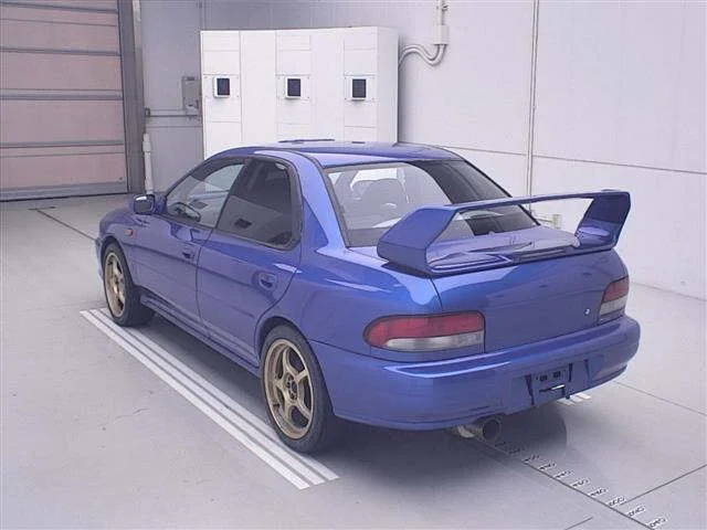 Subaru Impreza  с аукциона в Японии