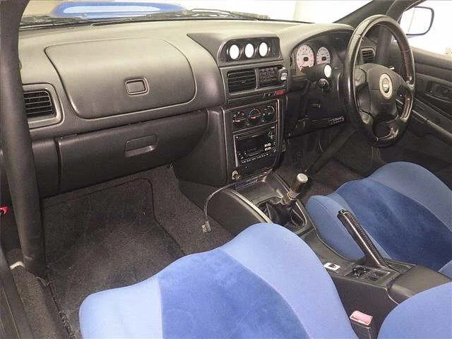 Subaru Impreza  с аукциона в Японии