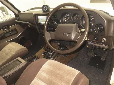 TOYOTA LAND CRUISER