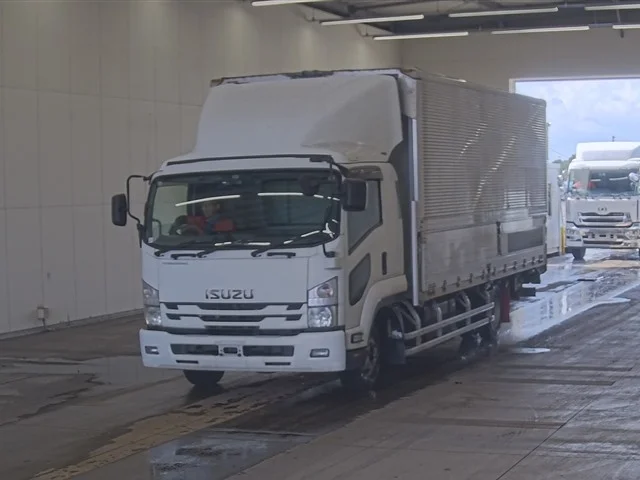 Isuzu Forward  с аукциона в Японии