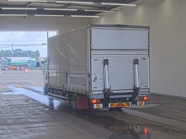 Isuzu Forward  с аукциона в Японии