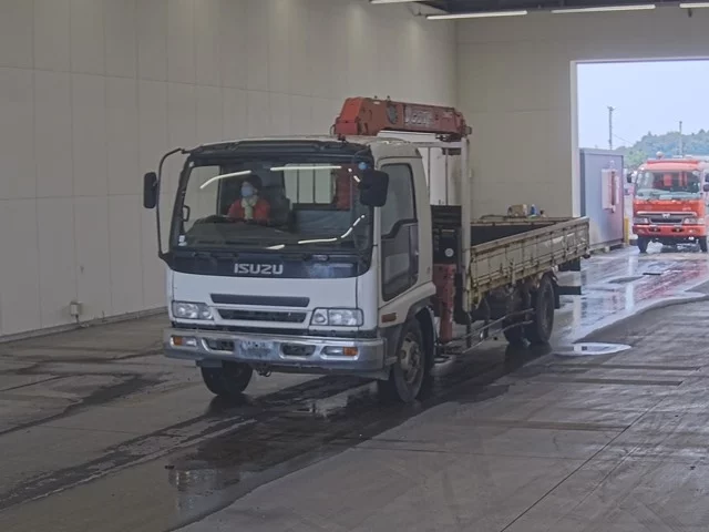 Isuzu Forward  с аукциона в Японии