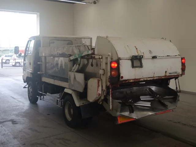 Isuzu Elf  с аукциона в Японии