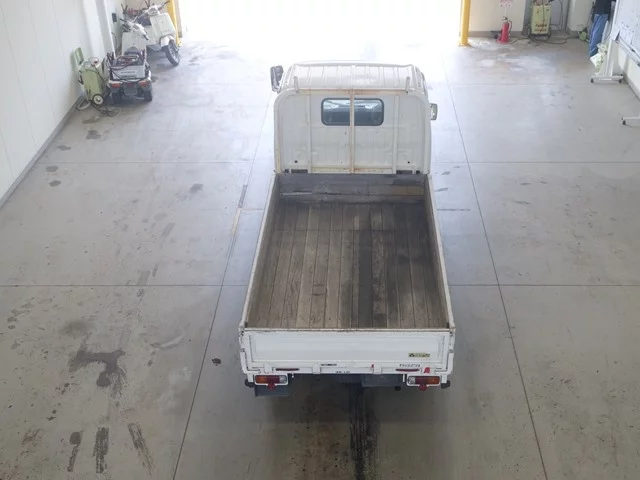 Toyota Dyna  с аукциона в Японии