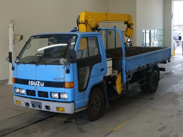 Isuzu Elf  с аукциона в Японии