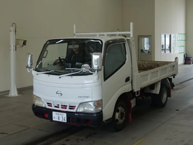 Hino Dutro  с аукциона в Японии