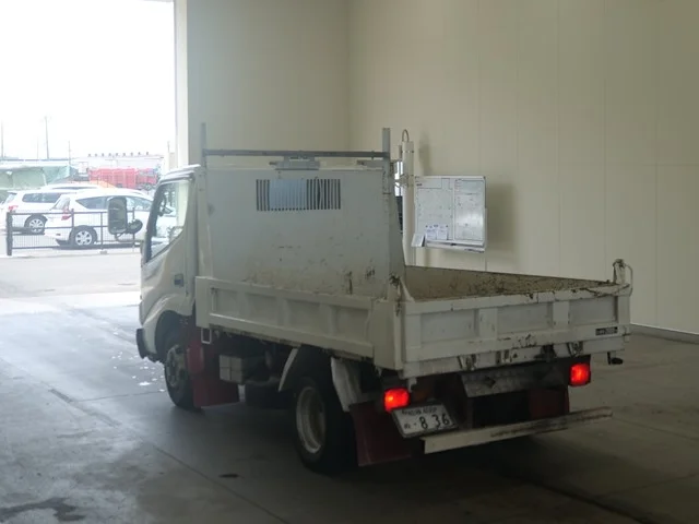 Hino Dutro  с аукциона в Японии
