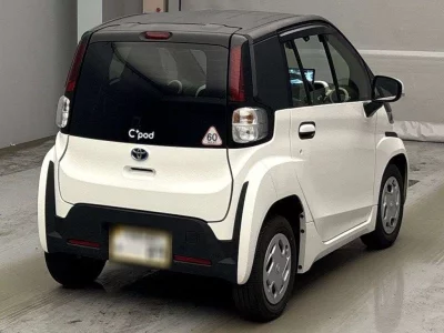 TOYOTA C+POD