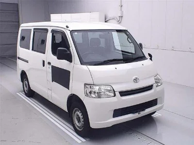 TOYOTA TOWN ACE VAN