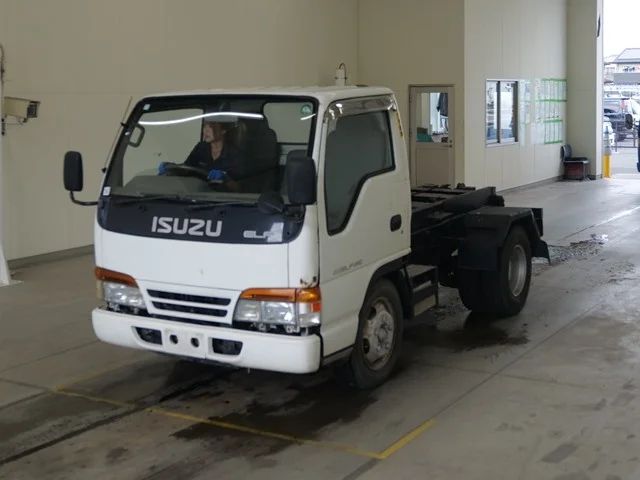 Isuzu Elf  с аукциона в Японии