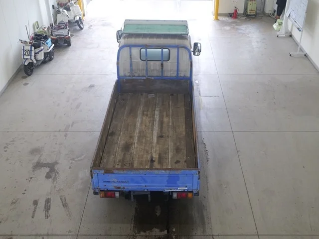 Hino Dutro  с аукциона в Японии