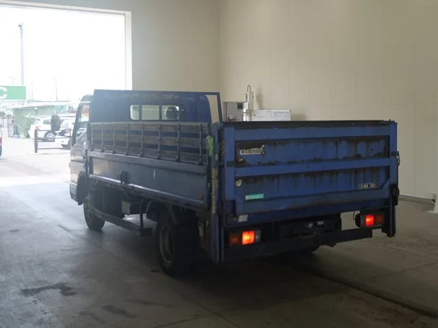 Mitsubishi Fuso Canter  с аукциона в Японии