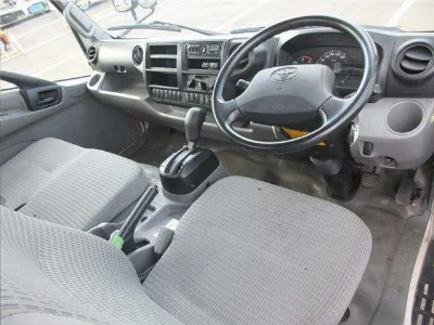 TOYOTA DYNA