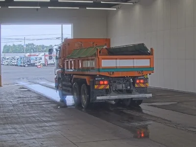 ISUZU GIGA