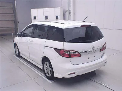 Nissan LAFESTA