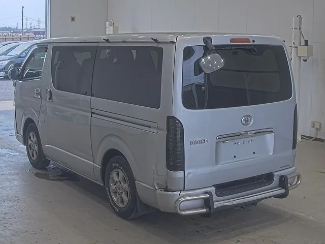 Toyota HiAce Van  с аукциона в Японии