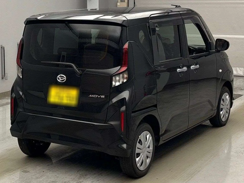 Daihatsu Move  с аукциона в Японии
