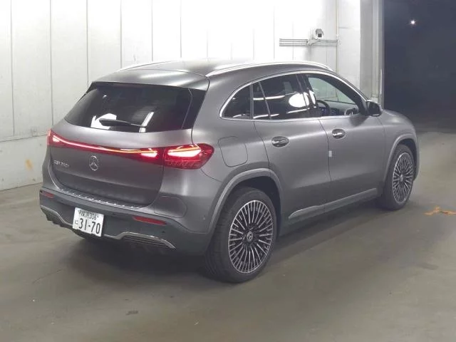 Mercedes-Benz EQA  с аукциона в Японии