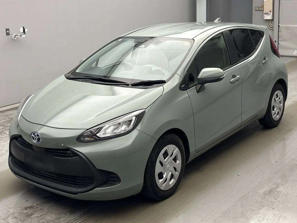 Toyota Aqua  с аукциона в Японии