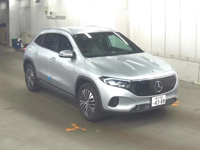 Mercedes-Benz EQA  с аукциона в Японии