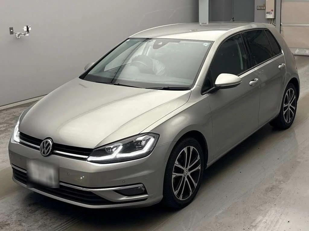 Volkswagen Golf  с аукциона в Японии