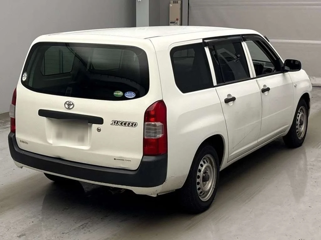 Toyota SUCCEED WAGON  с аукциона в Японии