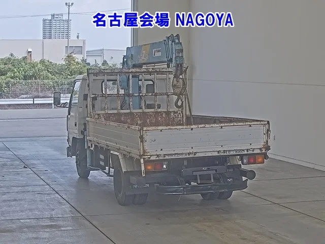 Mitsubishi Fuso Canter  с аукциона в Японии