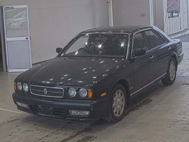 Nissan Cedric  с аукциона в Японии