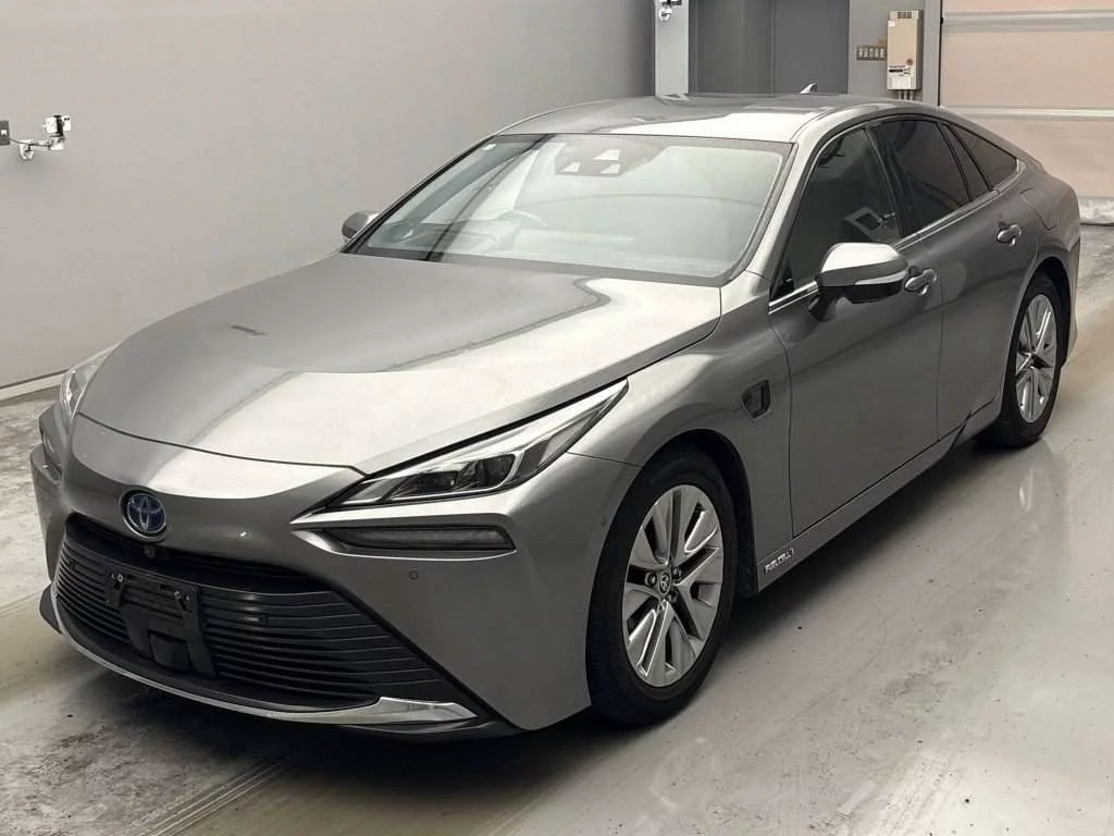 Toyota Mirai  с аукциона в Японии