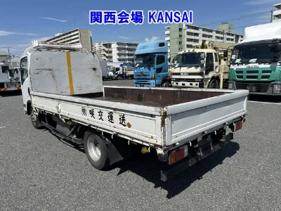 Mazda Titan