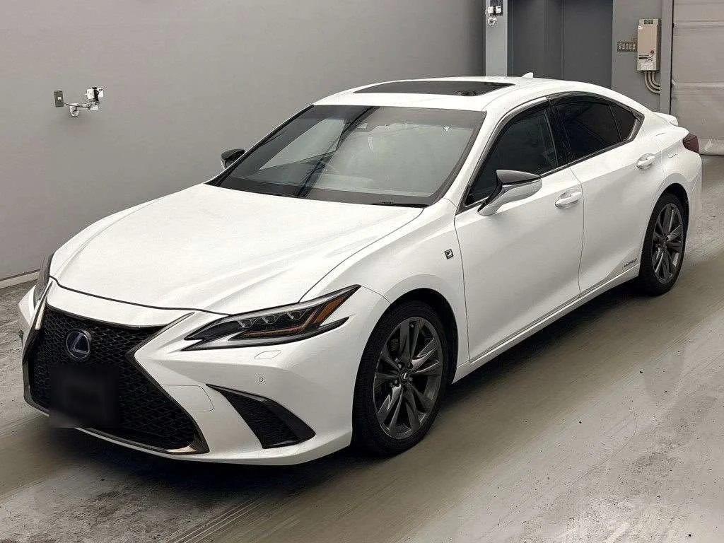 Lexus ES300h  с аукциона в Японии