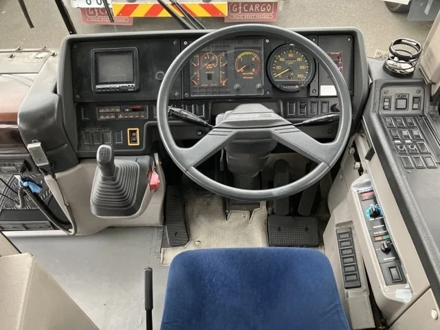 Hino Blue Ribbon  с аукциона в Японии