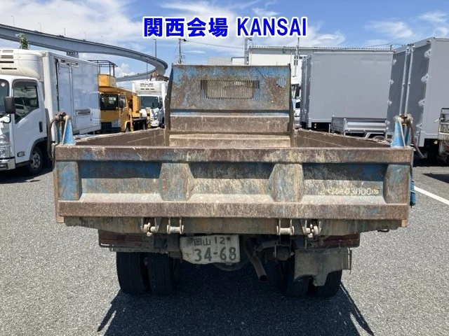 Mitsubishi Fuso Canter  с аукциона в Японии