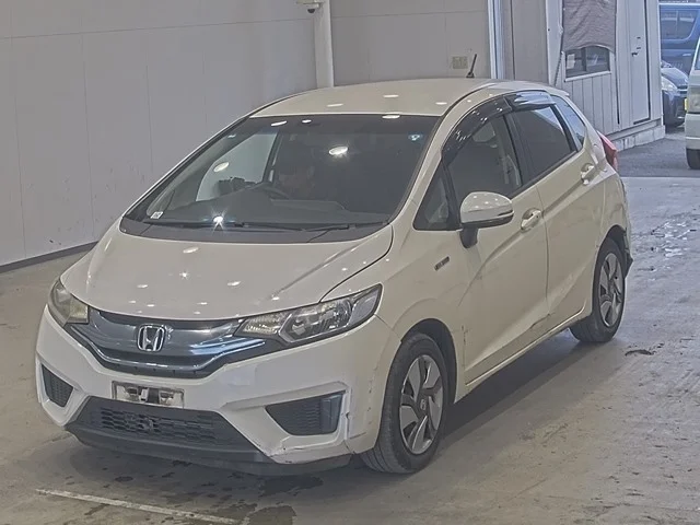 Honda FIT HYBRID  с аукциона в Японии