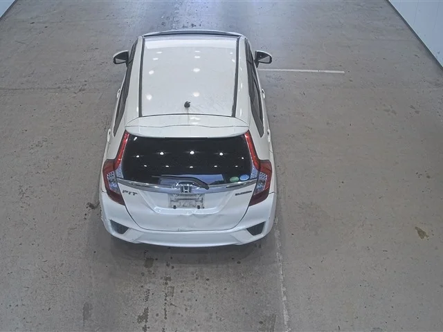 Honda FIT HYBRID  с аукциона в Японии