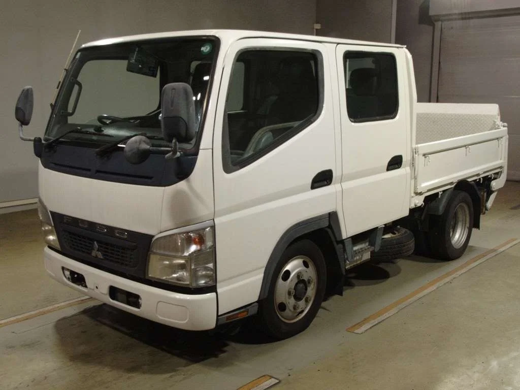 Mitsubishi Fuso Canter  с аукциона в Японии