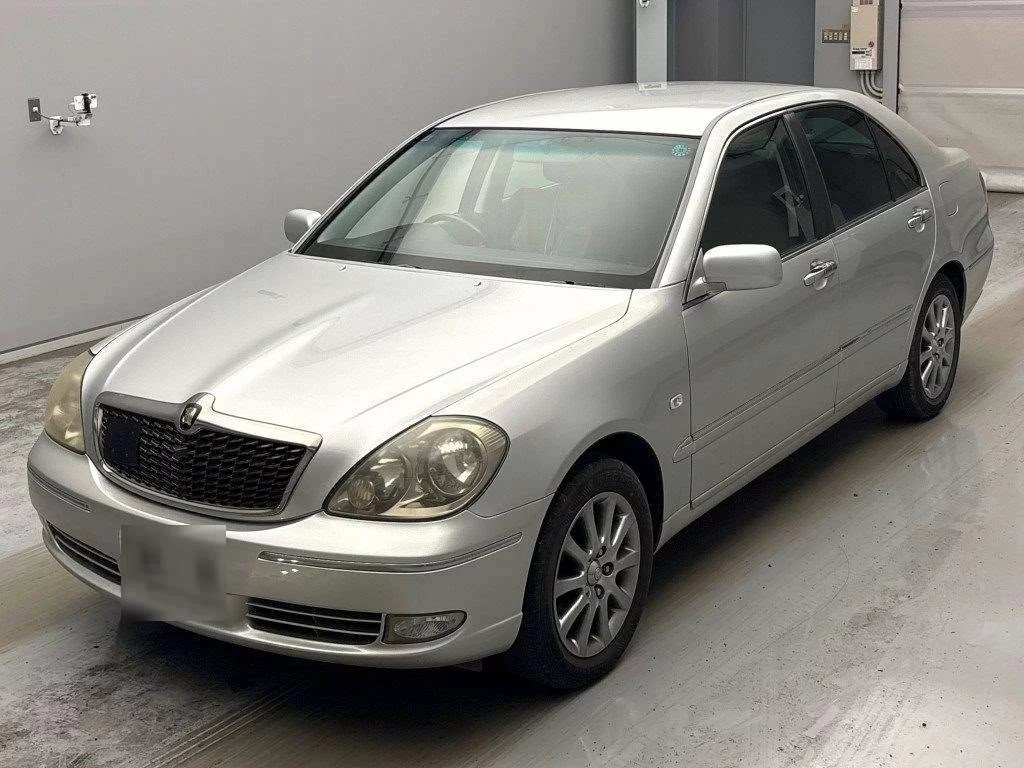 Toyota Brevis  с аукциона в Японии
