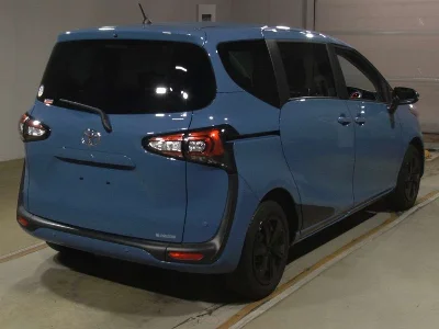 Toyota Sienta