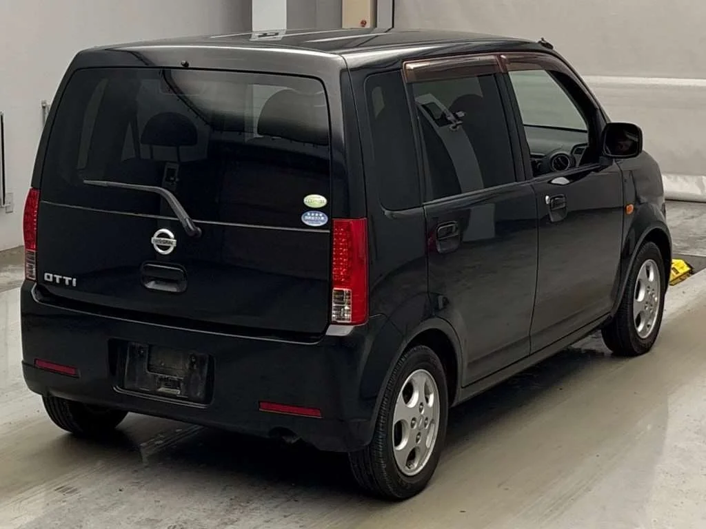 Nissan Otti  с аукциона в Японии