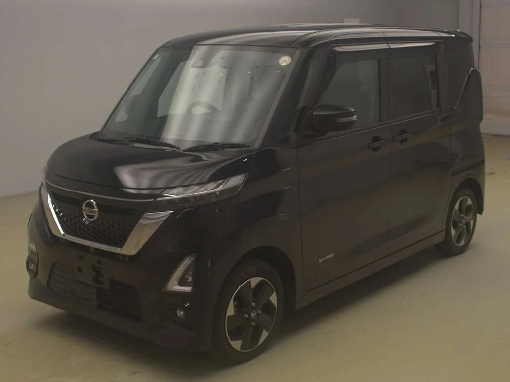 Nissan Roox  с аукциона в Японии