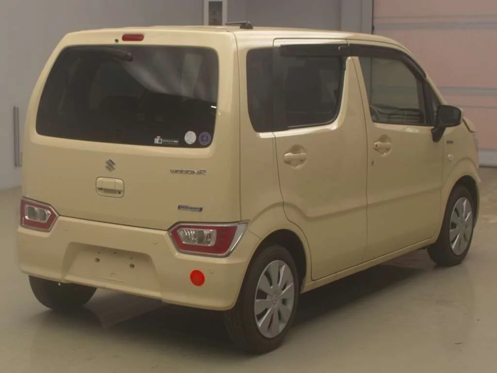 Suzuki Wagon R  с аукциона в Японии
